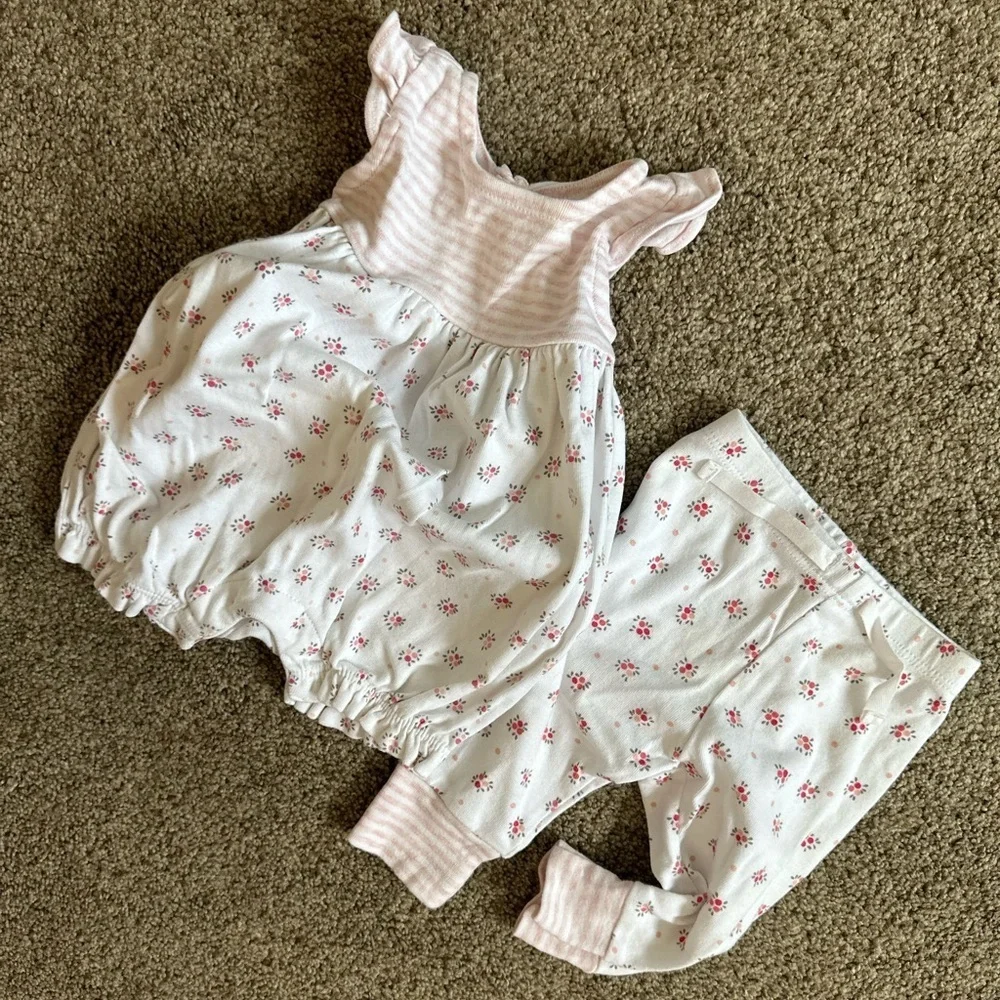 Baby Girl GAP Bubble Romper + Pants, 2 outfits in 1  Like new